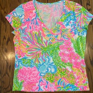 Lilly Pulitzer Tee size XL EUC